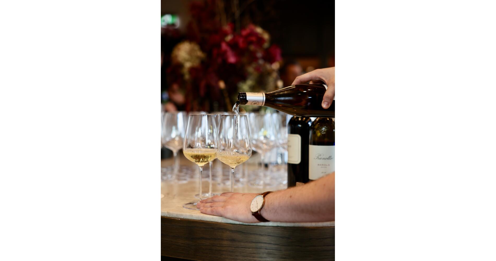 Hosted Tasting Experience: The New Zealand Wine Story | Activities ...