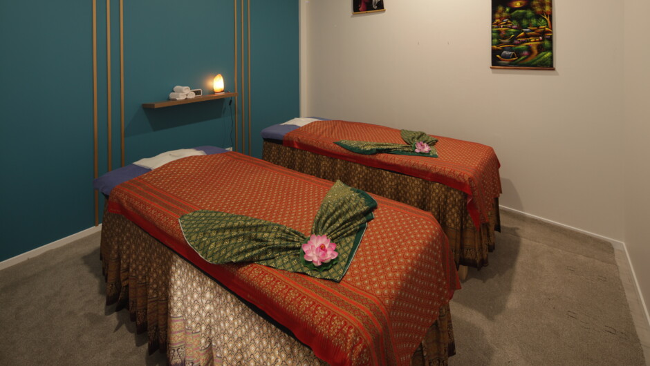 Traditional Thai massage for couples