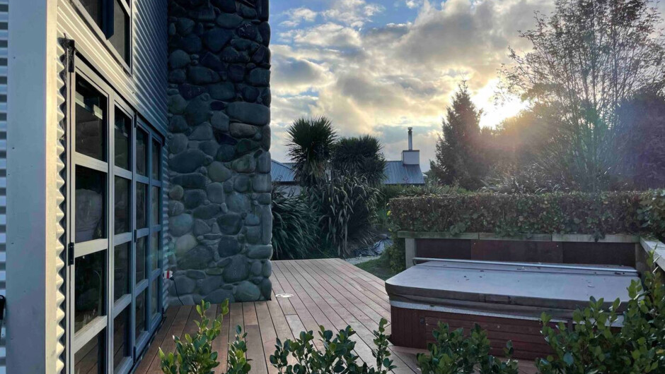 Spacious Mt Hutt Ski &amp; Summer Lodge in Methven with Spa