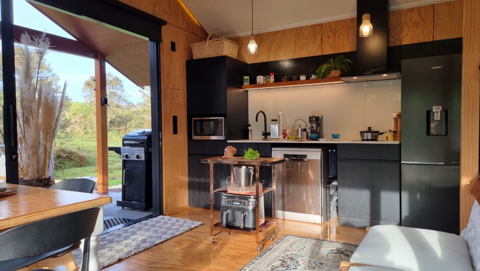 Fully equipped kitchen with dishwasher - ideal for relaxed, longer stays.