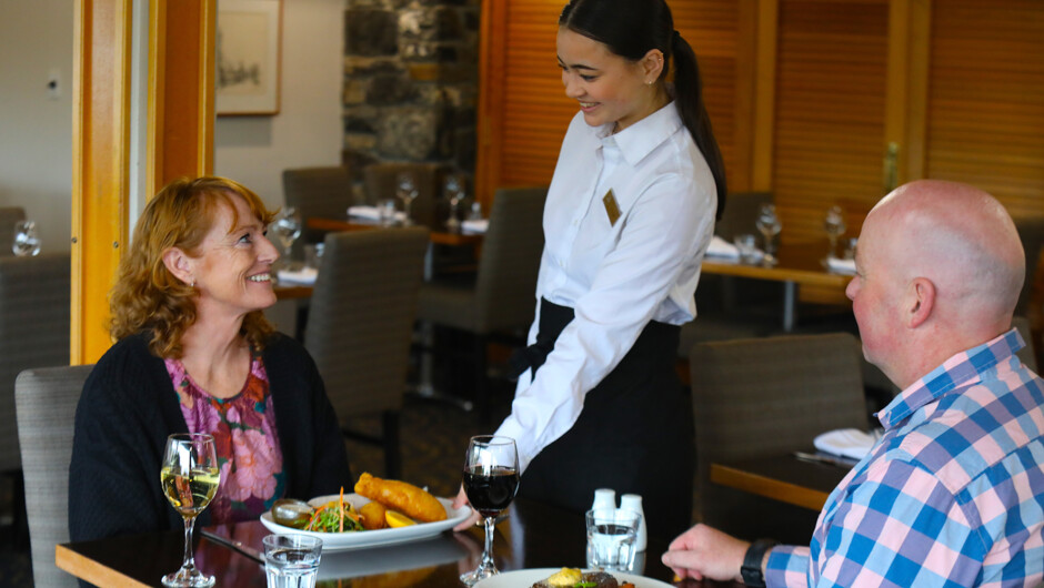 McGavins Restaurant &amp; Bar