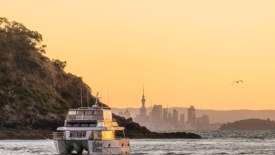 Island Direct – The Waiheke Ferry – Heading into Matiatia, Waiheke Island on Sunset