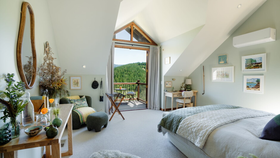 Luxury En-suite Bedroom at Stonefly Lodge