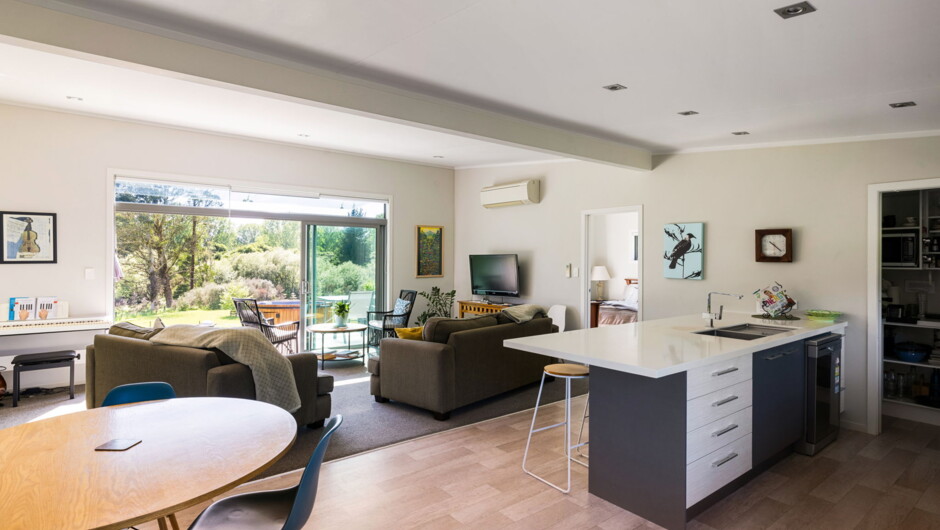 Dinning Room /kitchen