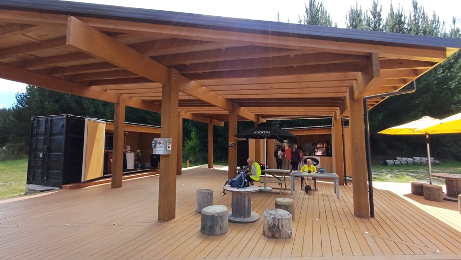 Te Pūtake O Tawa isite Visitor Information Centre