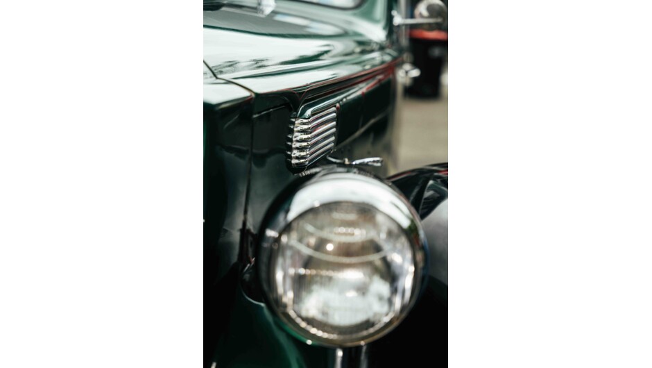 Art Deco Vintage Car