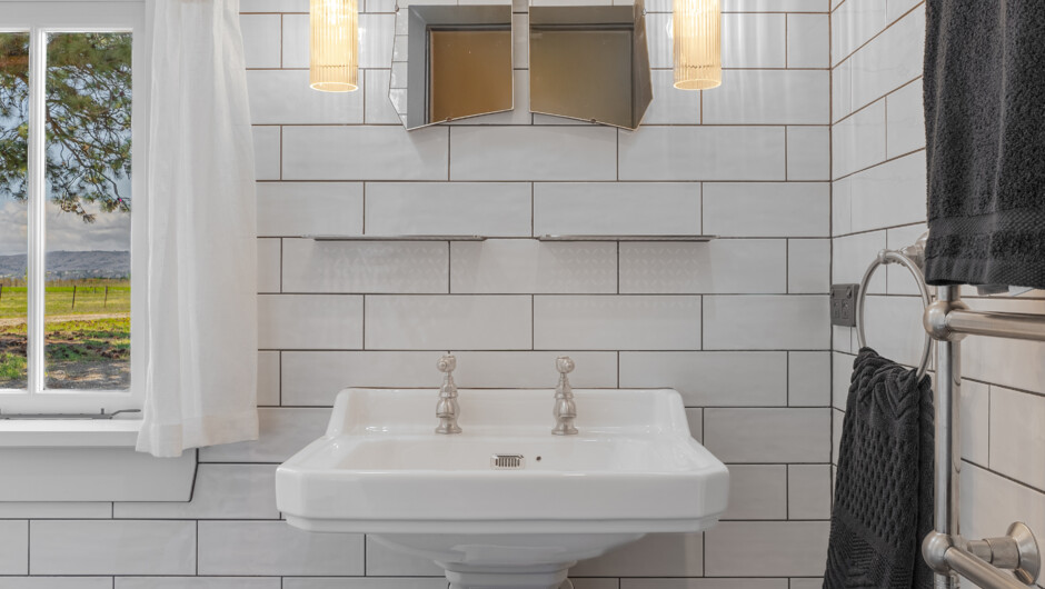 Heritage inspired whitewear