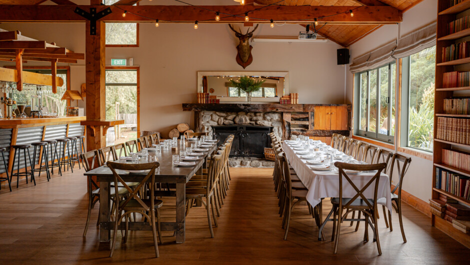 Makoura Lodge Dining area