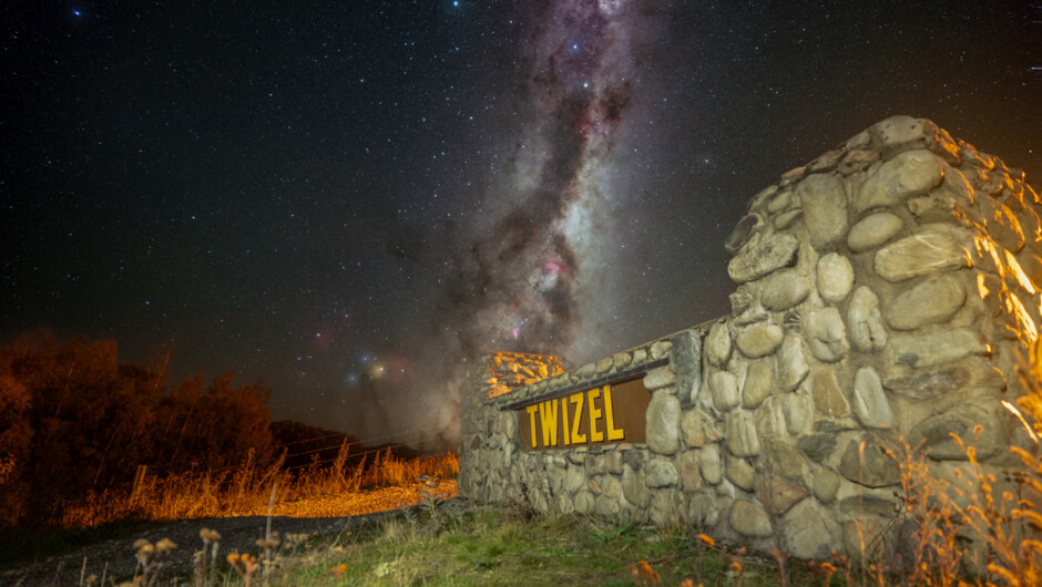 Twizel Sign &amp; Milky Way