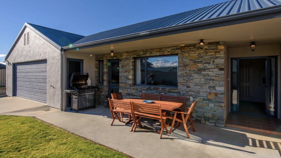 Mount Iron Magic - Wānaka Holiday Home