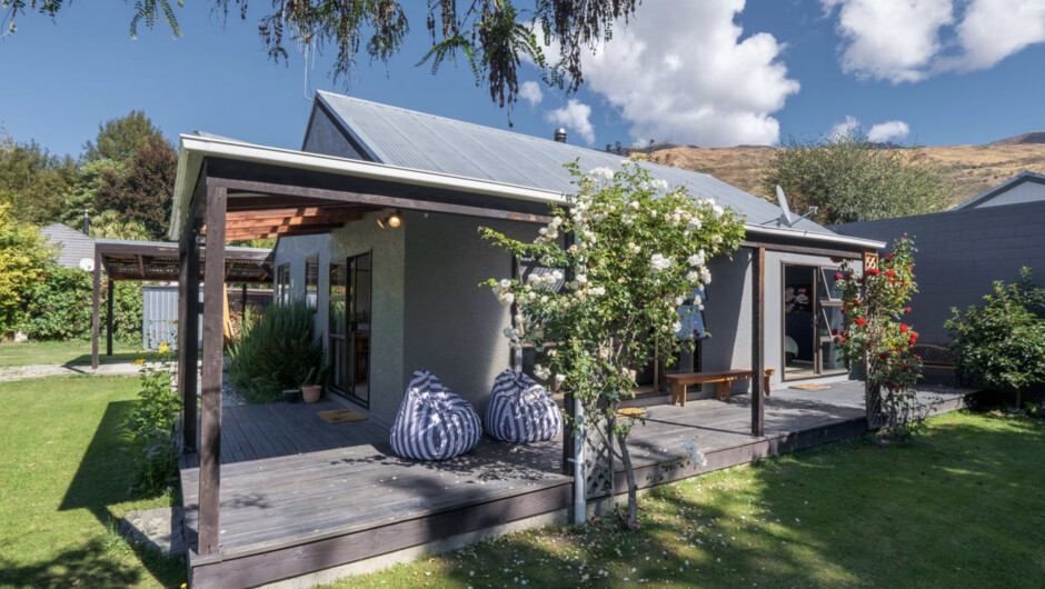 Haven on Heuchan - Wānaka Holiday Home