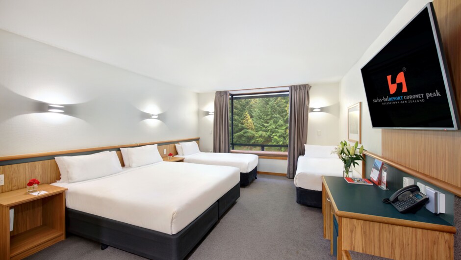 Family Room - Sleeps 4 people