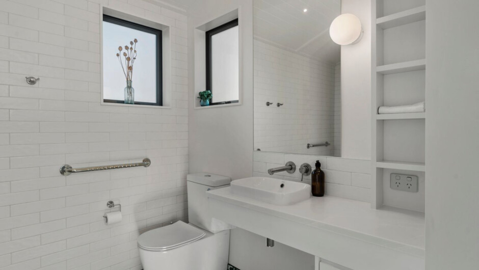 Bull Ridge Escape - Wānaka Holiday Home