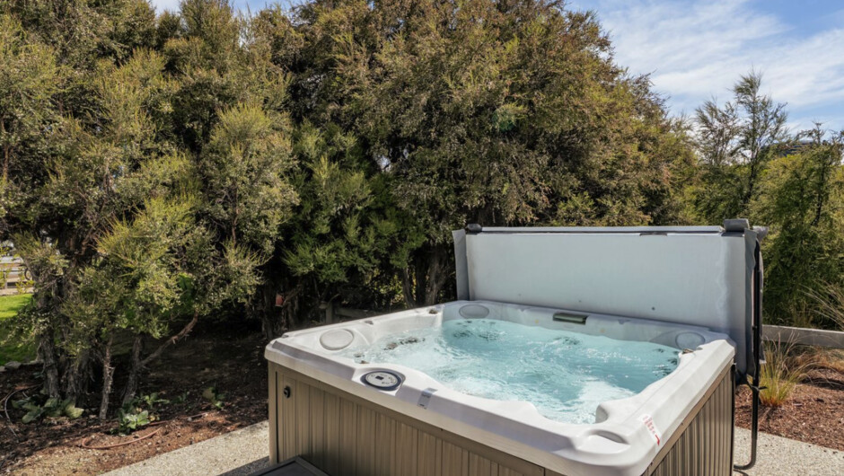 Bull Ridge Escape - Wānaka Holiday Home