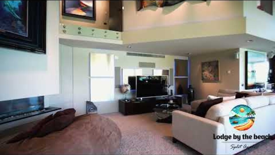 Exclusive Oceanview Lodge with Private Beach Access