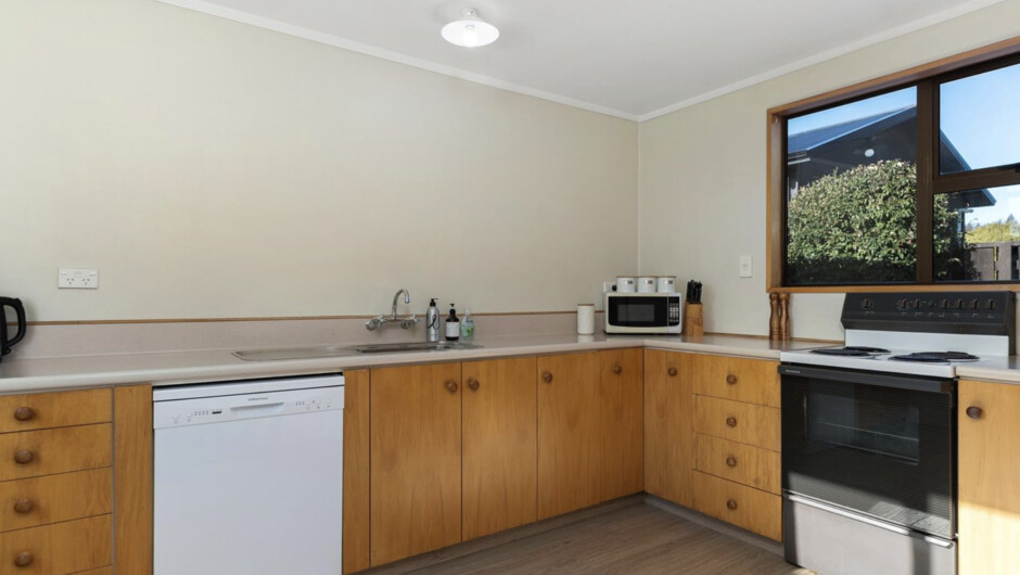 Downtown Delight - Wānaka Holiday Home