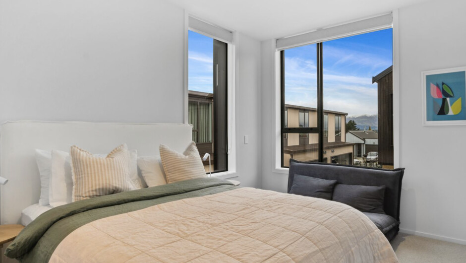 Explorers Rest - Wānaka Holiday Home