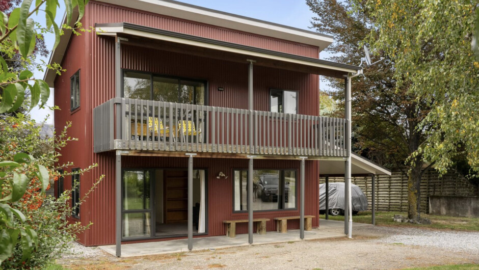 Crescent View - Wānaka Holiday Home