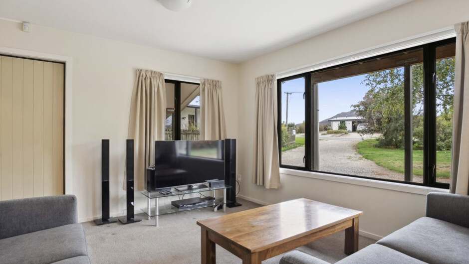 Crescent View - Wānaka Holiday Home