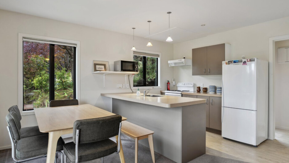 Crescent View - Wānaka Holiday Home