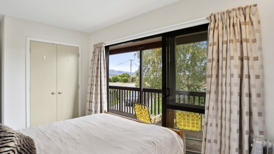 Crescent View - Wānaka Holiday Home