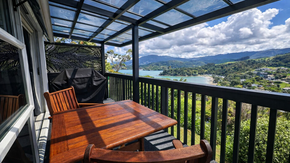 Wake up to stunning views over Long Bay or McGregor Bay. Your room was built to capture the best of the Coromandel’s scenery.
Enjoy sweeping mountain and sea views right from your window.
A room with a view — the perfect start and end to your day.