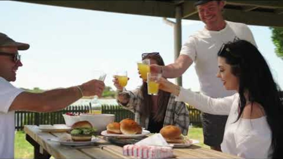 Holidays Made Easy - Tāhuna Beach Holiday Park, Nelson, NZ