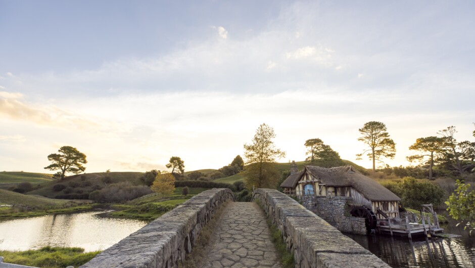 Hobbiton Movie Set