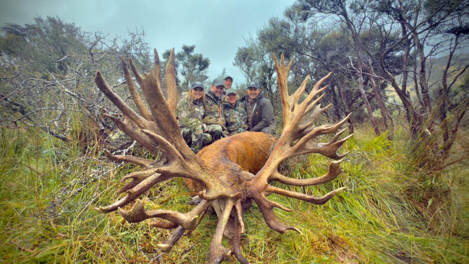 Exceptional New Zealand red stag trophy taken in private high-country terrain, shared with family, friends and guides.
A memorable guided hunting experience with Backcountry New Zealand Outfitters.