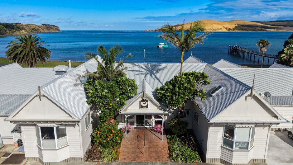 Set on the waterfront of the Hokianga Harbour, The Sands enjoys panoramic views across tranquil waters to the iconic sand dunes beyond.