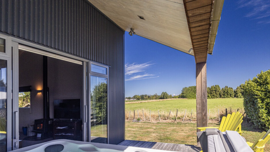 Ohakune Holiday Home Retreat with Hot Tub