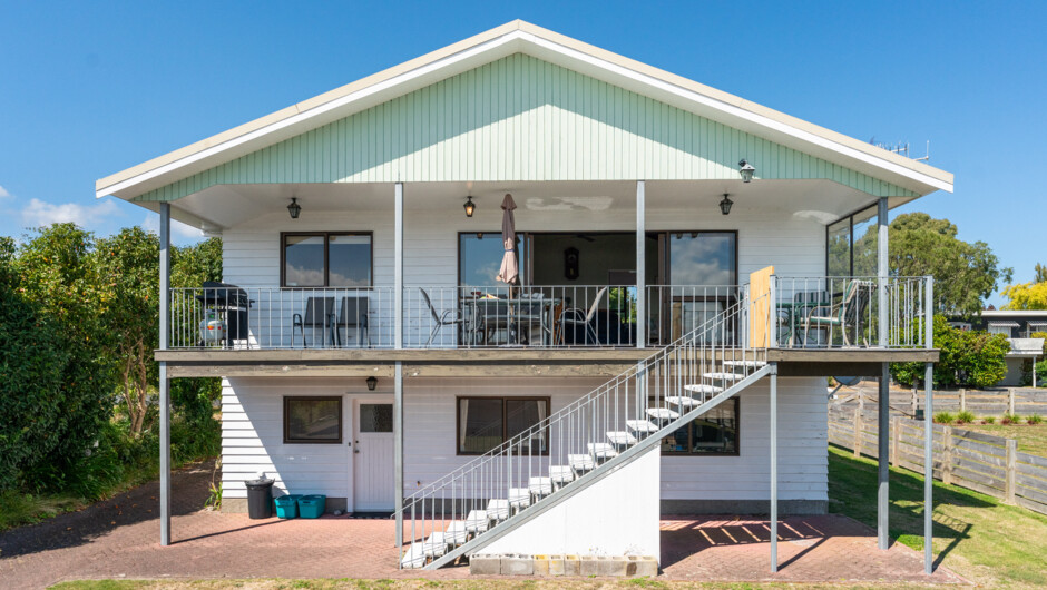 Rejoyce Holiday Home