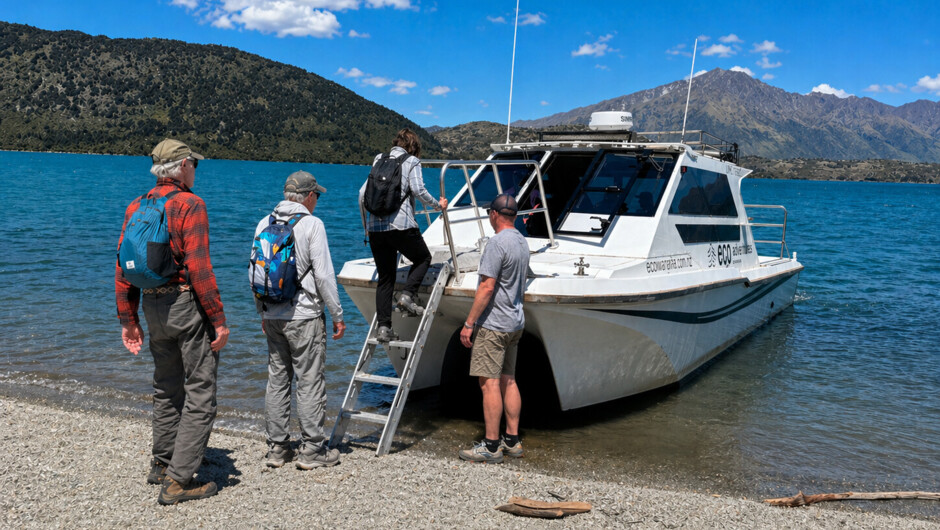 Step onboard our lake cruise to Mou Waho Island