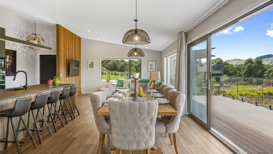 Sherwood Lakeview Retreat