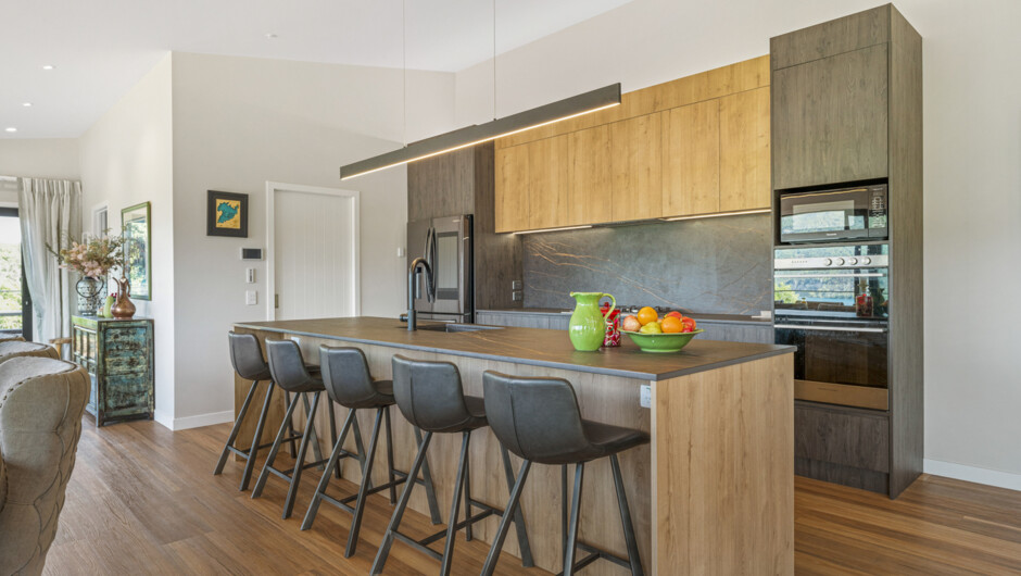 Sherwood Lakeview Retreat