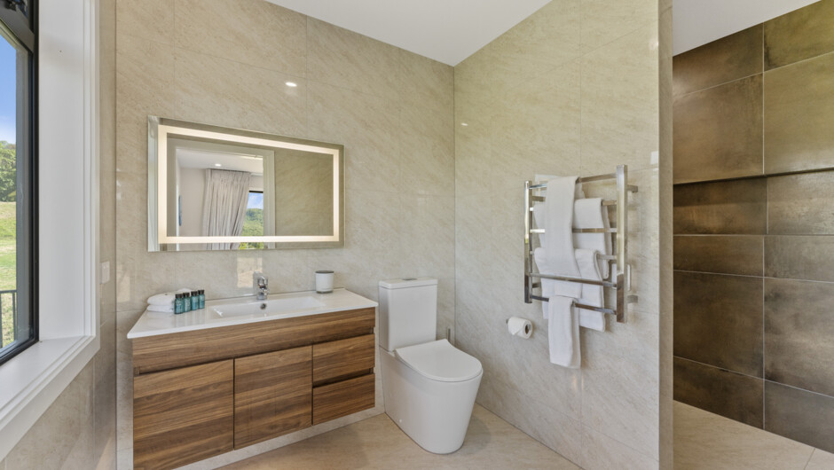 Sherwood Lakeview Retreat