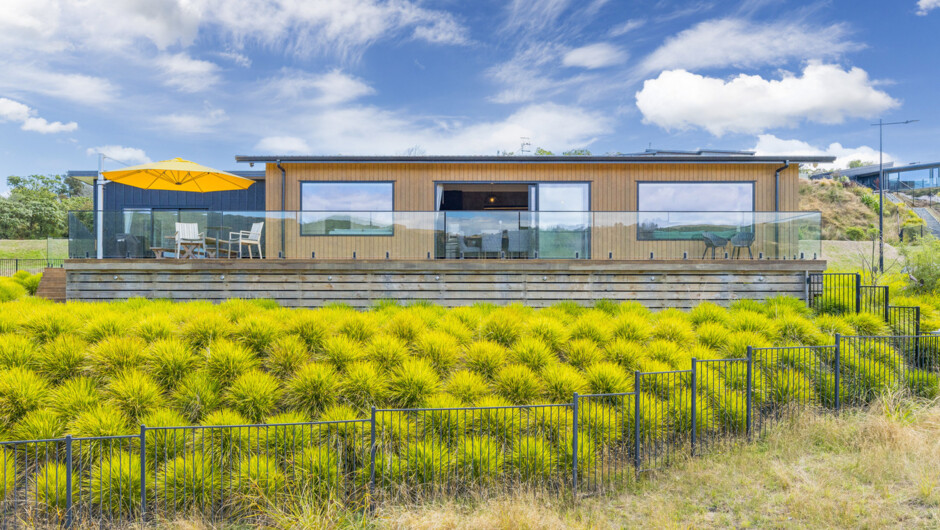 Sherwood Lakeview Retreat