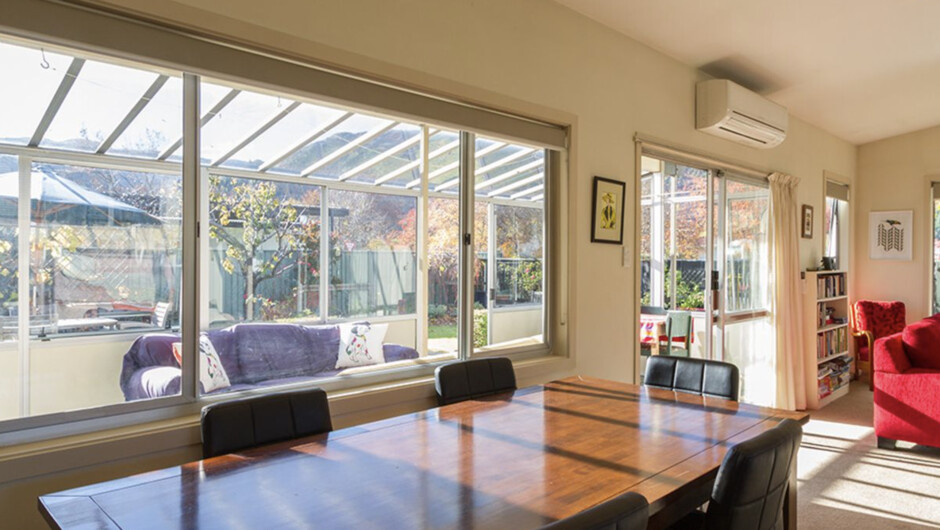 Brow Peak View - Arrowtown Holiday Home