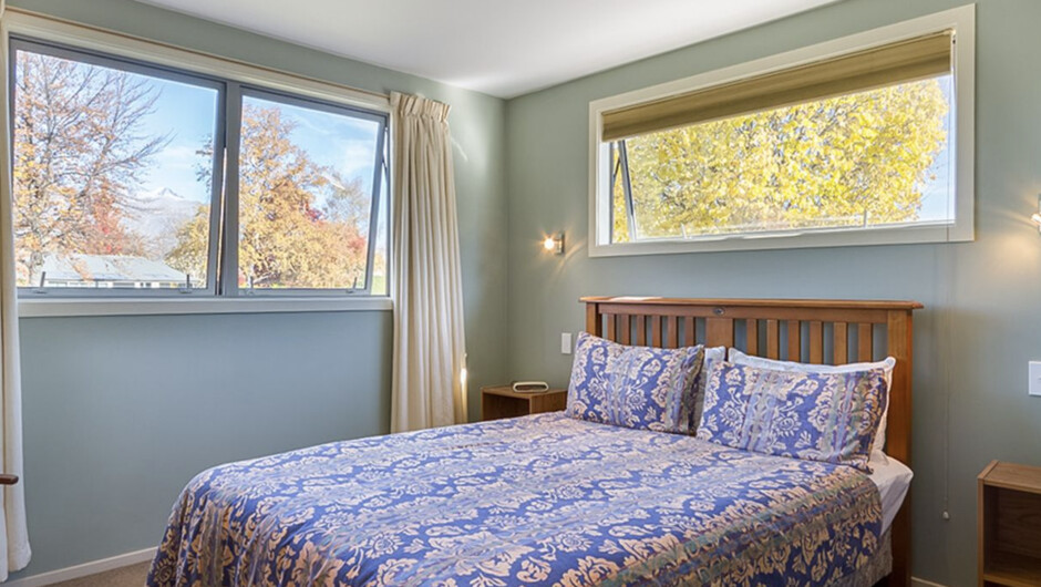 Brow Peak View - Arrowtown Holiday Home