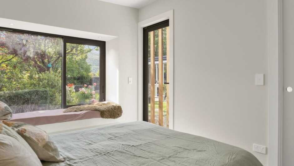 Brow Peak View - Arrowtown Holiday Home
