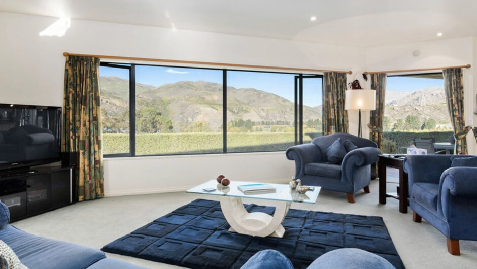 Kawarau Bay View - Cromwell Holiday Home