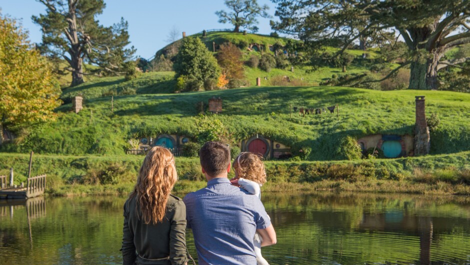 Hobbiton Movie Set
