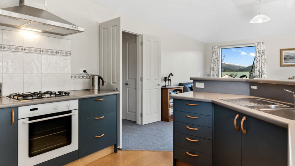 Mount Iron Magic - Wānaka Holiday Home