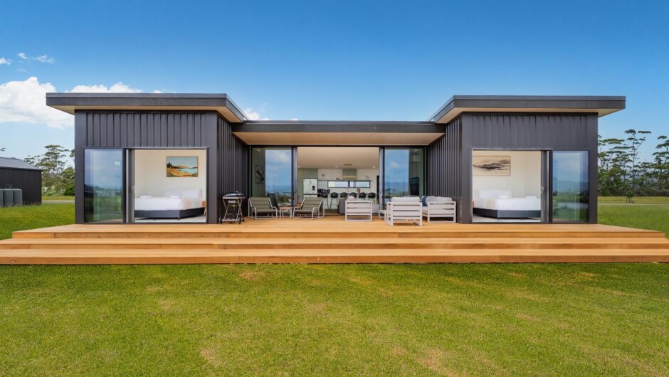 Lakeside Retreat Matarangi