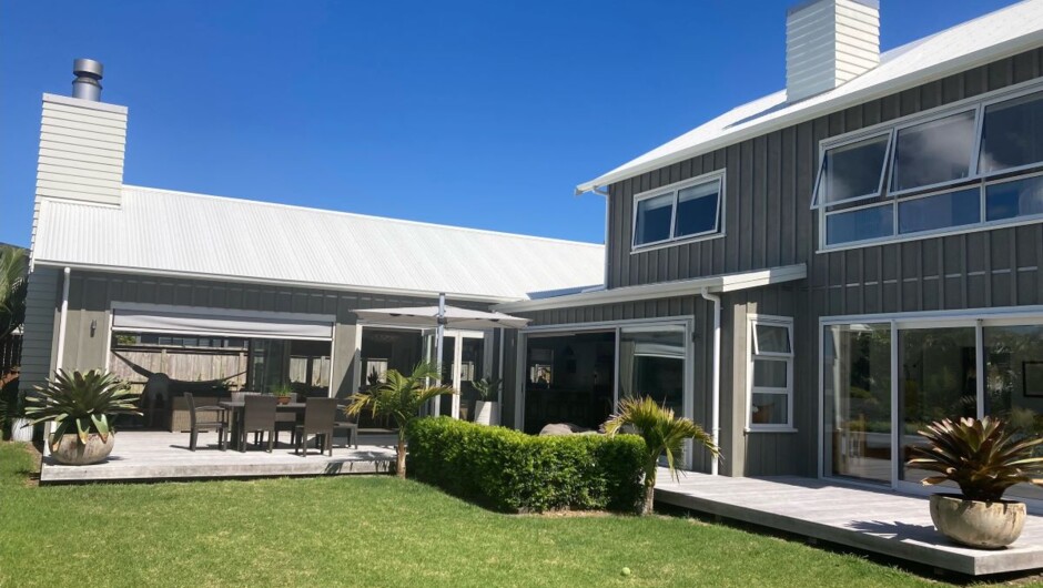Matarangi Beach Retreat