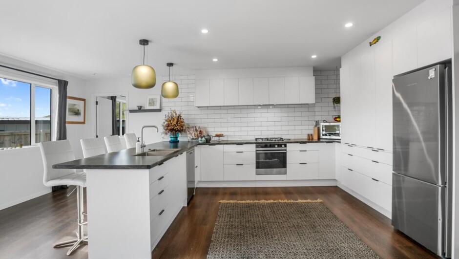 Hilltop Haven - Whangamatā
