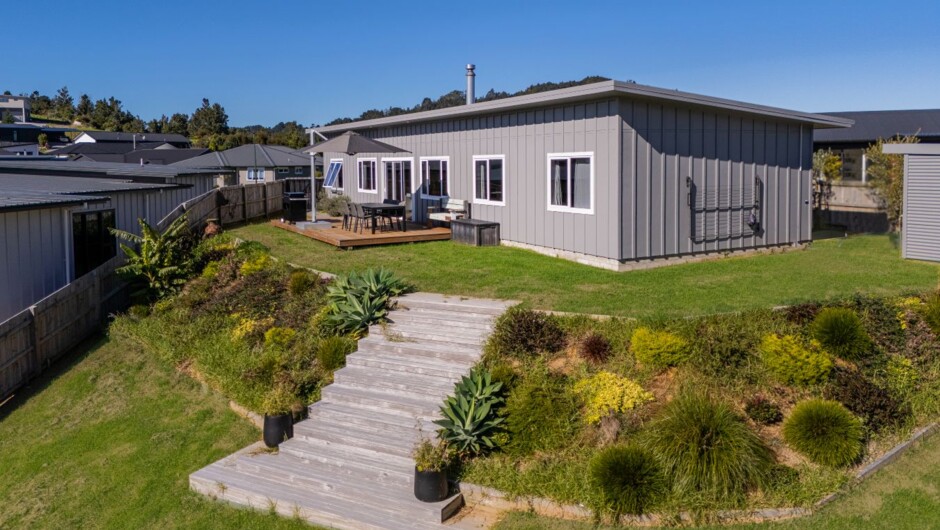 Hilltop Haven - Whangamatā