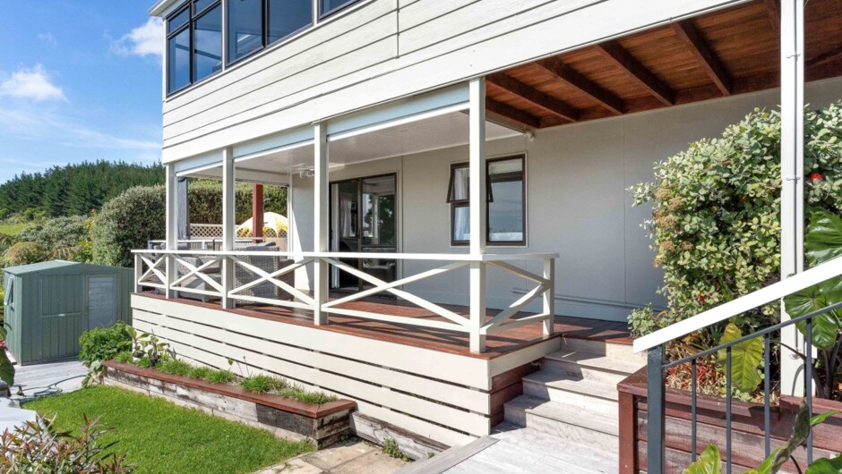 Onemana Retreat