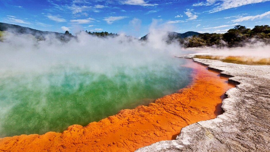Champagne Pool