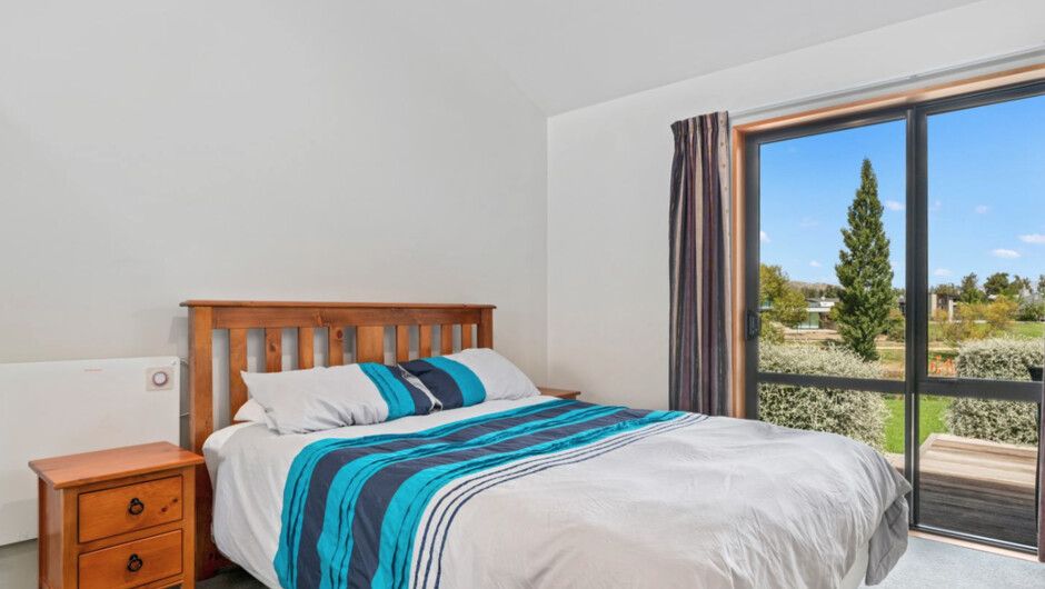 Edgewater Escape - Cromwell Holiday Home
